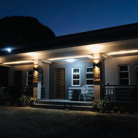 Richville Little Boracay Guest House Calatagan 외부 사진